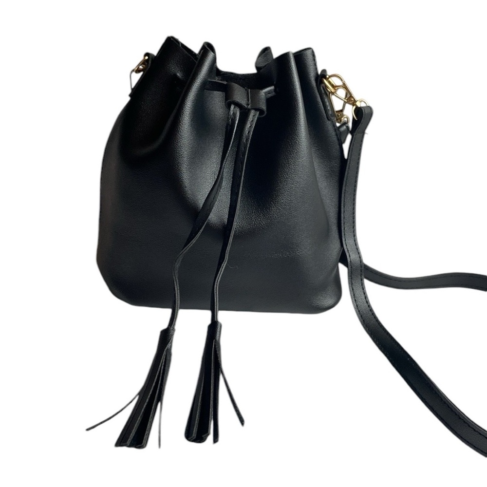 Crossbody Bag Women Tassel Bucket Bag Black Drawstring Satchel Bag Faux Leather